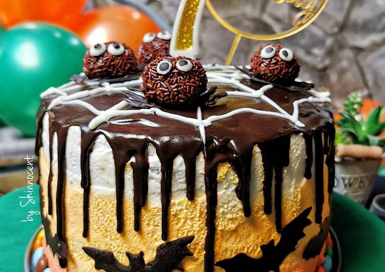 Steamed Blackforest for Halloween Birthday (Blackforest Kukus)