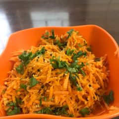 A picture of Gajar koshimbir (carrot salad).