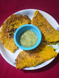 मिक्स वेजिटेबल बेसन चीला (Mix vegetable Besan chilla recipe in Hindi) रेसिपी मुख्य फोटो
