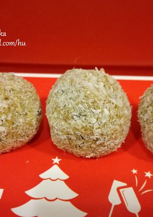 Karácsony ízű sütőtökgolyók (reform) recept fotója