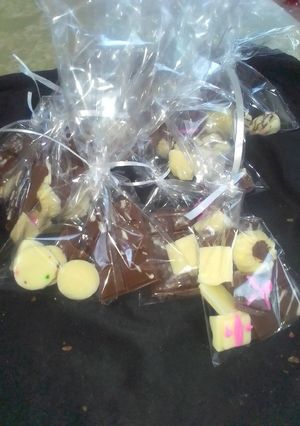 Una foto de Tableta de chocolate y bombones!!!