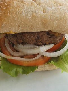 Una foto de Hamburguesa Americana con Ciabatta de cristal