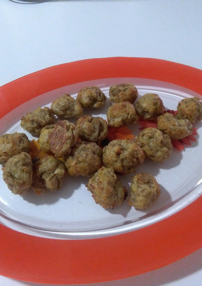 Una foto de Bolitas de berenjena y queso (en horno)