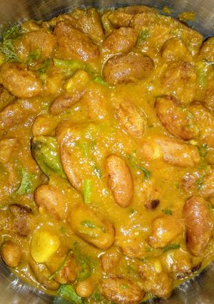 A picture of Rajma masala.