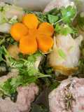 Canh bắp cải cuộn thịt