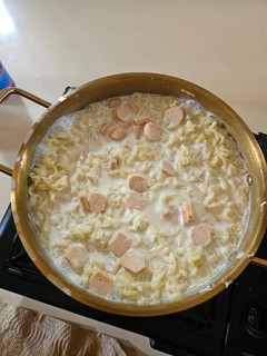 A picture of Indomie Carbonara.