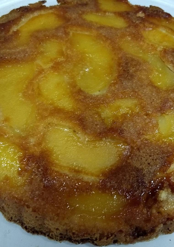 Una foto de Torta de manzana invertida