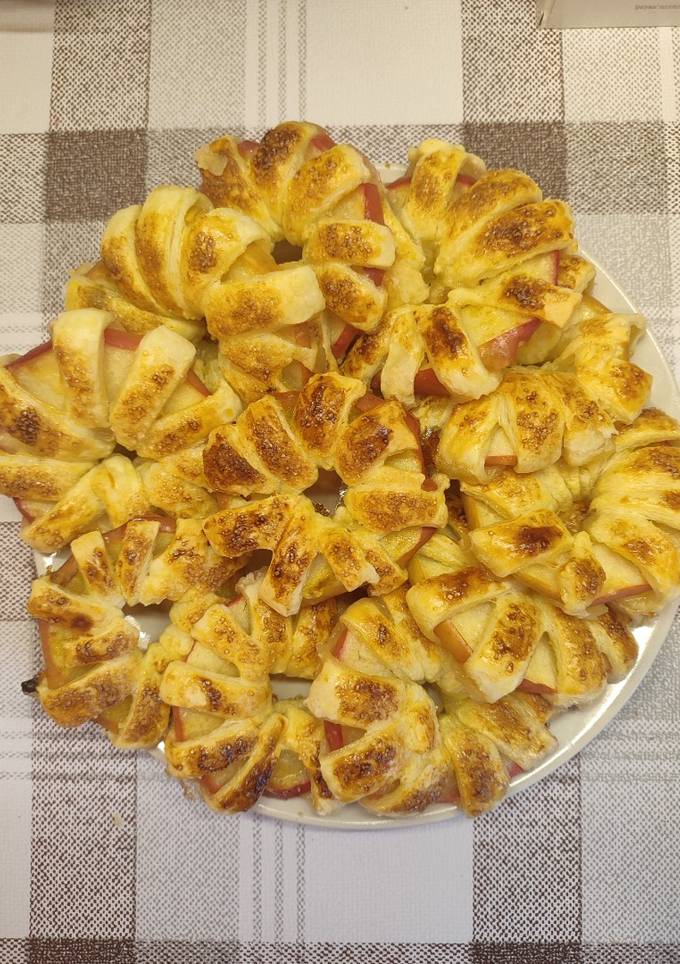 Запечені яблука в листковому тісті 🍎