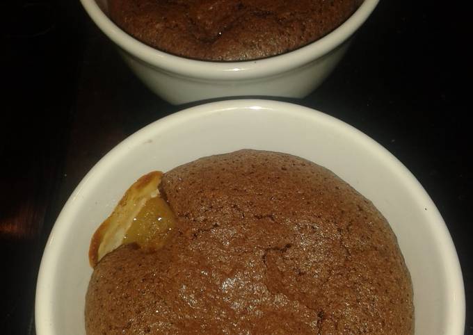Pear and chocolate pudding