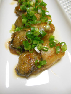 A picture of Stir-fried Oysters with Ponzu Sauce.