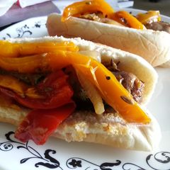 A picture of Crockpot Italian Sausages and Peppers.