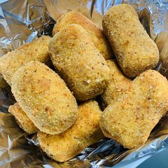 A picture of Potato nuggets.