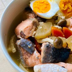 A picture of Stewed Radish with Salmon (Rice Cooker).