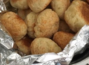 Una foto de Scones salados de queso fáciles, rápidos y ricos (15 minutos)