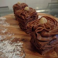 A picture of Nutella cakes.