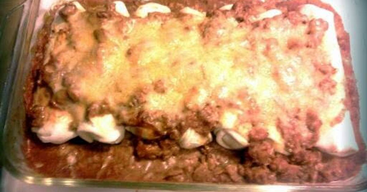 Chili dog enchiladas Recipe by skyrazor715 Cookpad