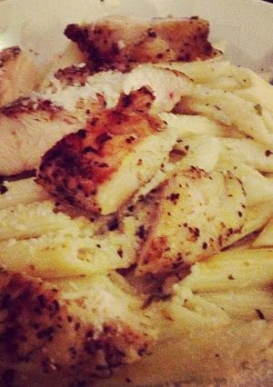 A picture of Chicken Picatta.