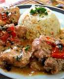 Pollo al horno en crema de tomates secos