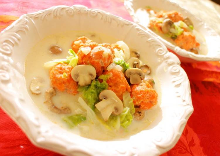 Recipe of Perfect Cream Soup Of Salmon Balls, Chinese Cabbage And Mushroom