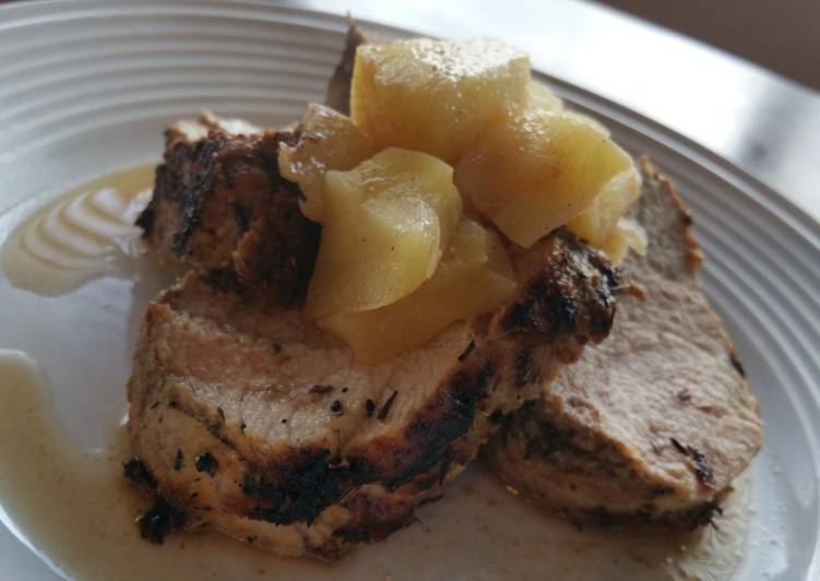 Recipe: Perfect Pork Tenderloin with Seasoned Rub &amp; Spiced Apples