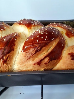 A picture of Twisted Egg Bread.