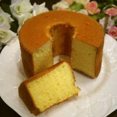 A picture of Fluffy Yellow Chiffon Cake.
