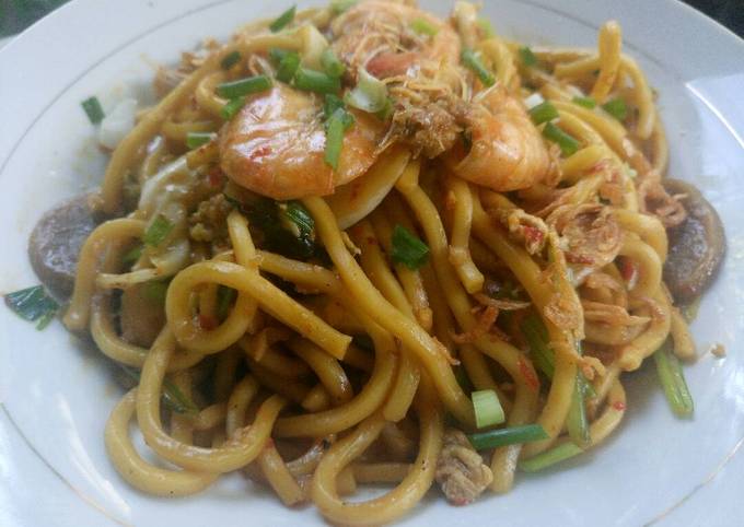 Resep Mie Goreng Udang Enak dan Mudah #BikinRamadanBerkesan oleh