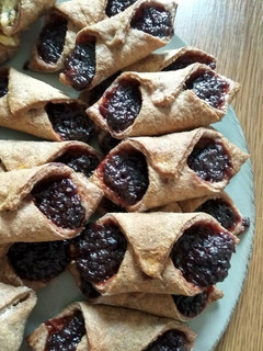 Gluténmentes szilvalekváros papucs recept fotója