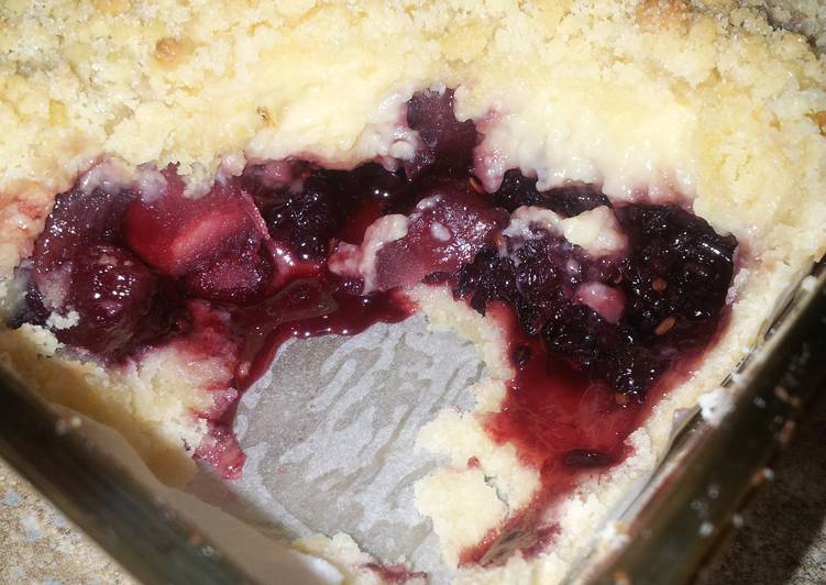 Easiest Way to Make Homemade Apple, Blackberry and Custard Crumble