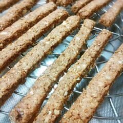 A picture of Crunchy Macrobiotic Cinnamon Nut Snack Sticks.