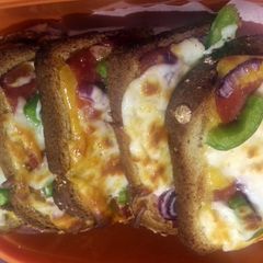 pizza toast A picture of pizza toast.