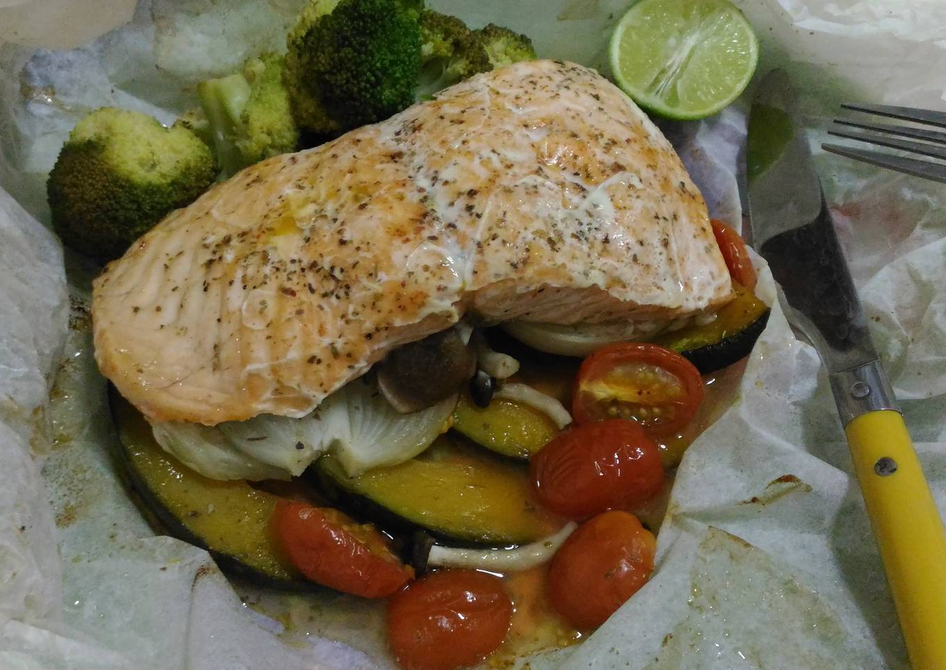 Baked Salmon and Vegetables