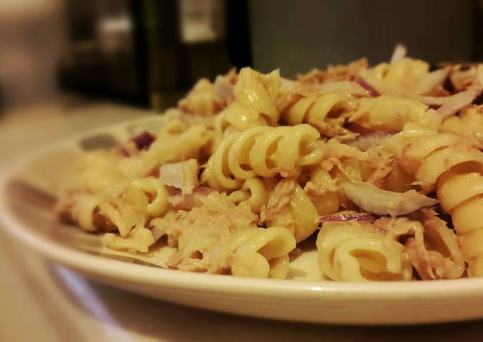 Step-by-Step Guide to Make Favorite Tuna Pasta with Salad Cream &amp; Red Onions
