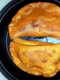 A picture of Empanadas.