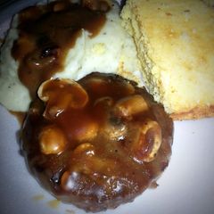 A picture of Salisbury Steak w/Herb Mashed Potatoes.