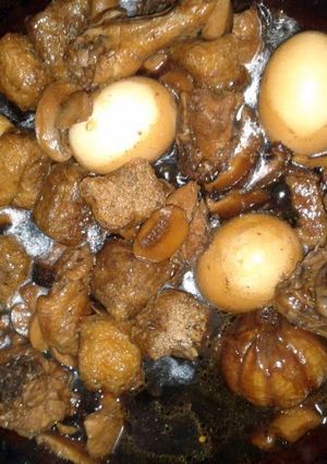 A picture of Crockpot Chi Kut Teh Soup . ( Asian ).