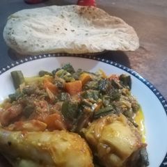 Bhindi chicken with chapati. #desimeal A picture of Bhindi chicken with chapati. #desimeal.