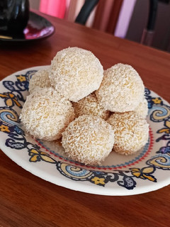 Una foto de Trufas de coco