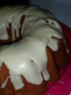 A picture of Pound cake glaze.