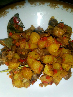 Foto resep Sambel goreng ati ampela kentang