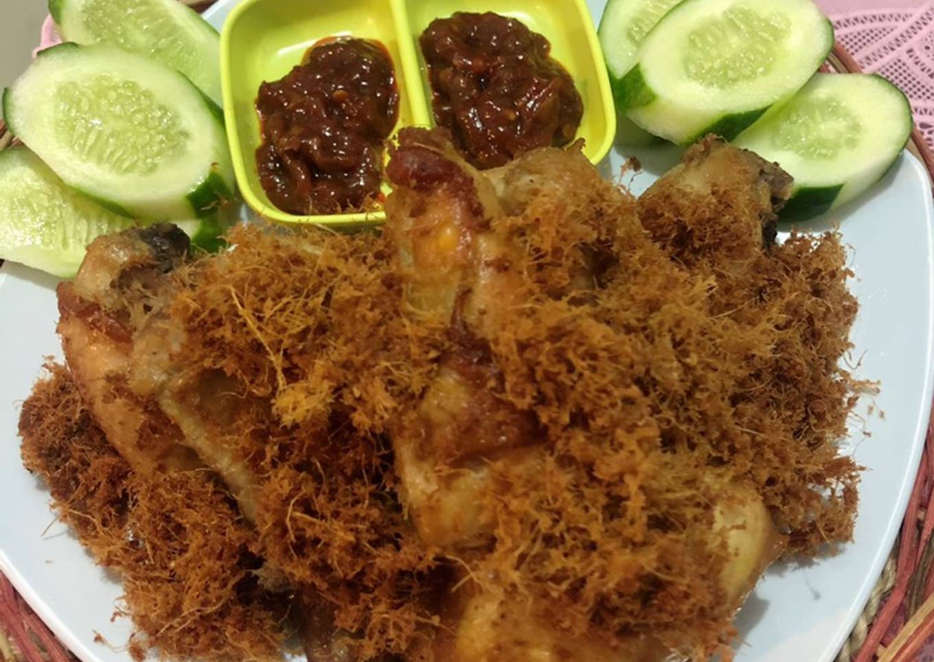 Ayam goreng lengkuas