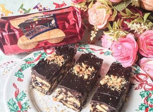 Foto resep Hedgehog Marie Regal Slice (No Bake Cake) by @olinyolina