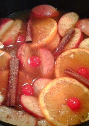 A picture of Easy Spiced Cider.