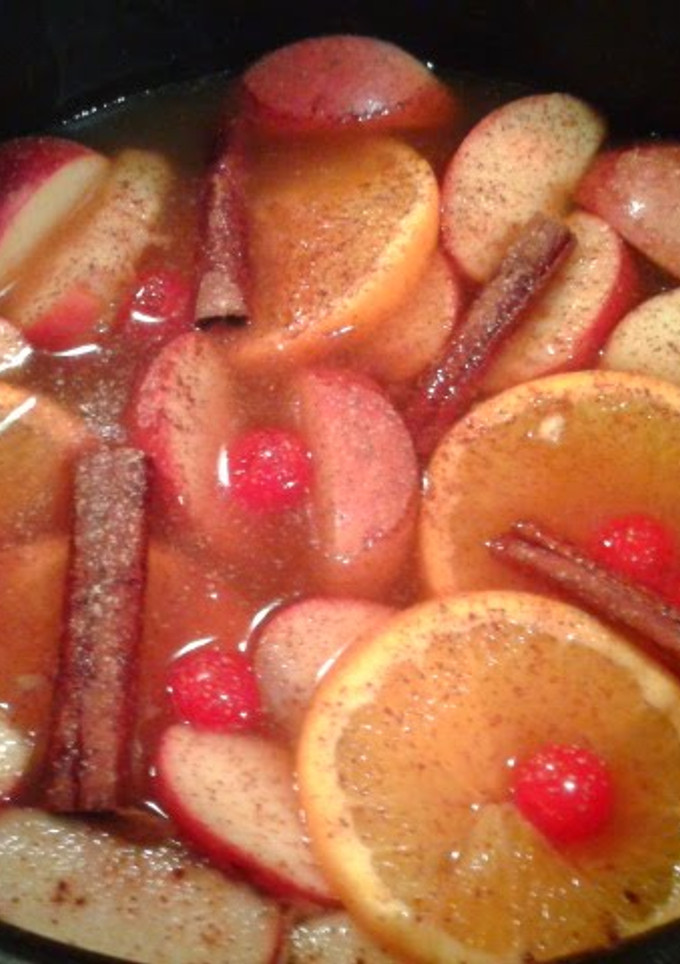 A picture of Easy Spiced Cider.
