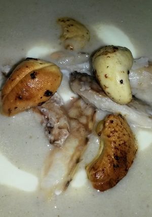 A picture of Sig's Crab and Double Cheese Soup.