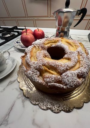 Foto di Ciambella di mele super morbida