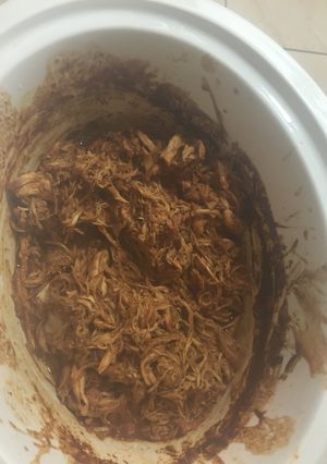 A picture of CrockPot BBQ Chicken.