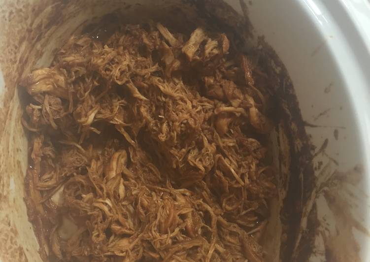 How to Make Homemade CrockPot BBQ Chicken