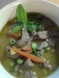 Gang keaw wann nue or green curry beef.