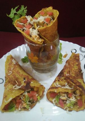 A picture of Moong wrap with Paneer stuffing.